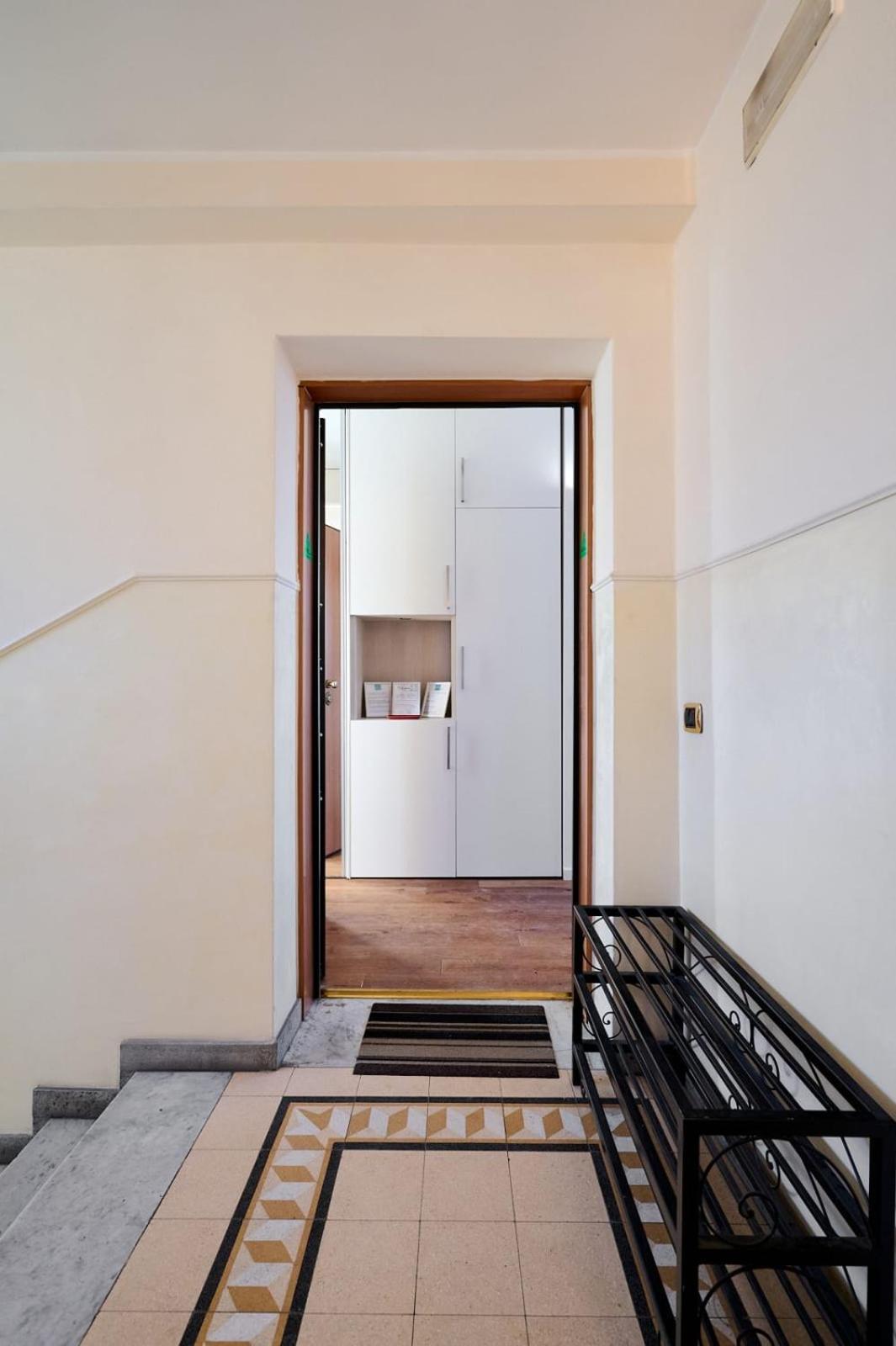 5-Days Suite In Milan Bagian luar foto